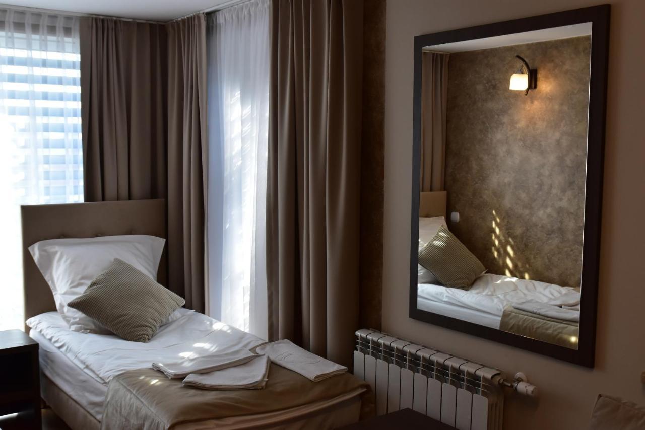 Pokoje Restauracja Lech Strzalkowo Zewnętrze zdjęcie